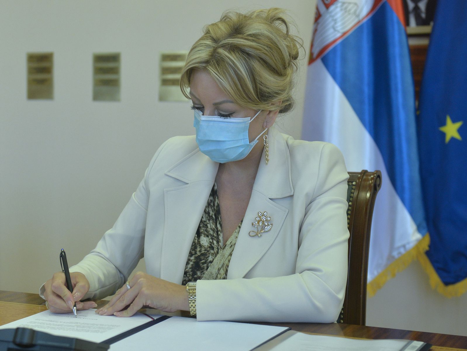 Ј. Јоксимовић: Здравствени радници под теретом, оснаживање важно за Србију