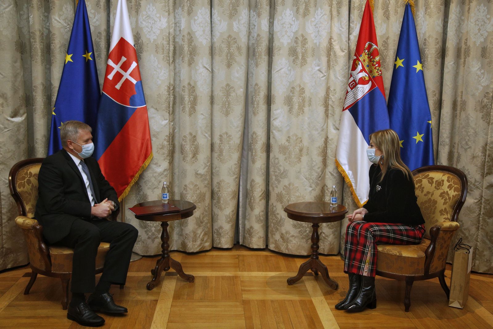 Joksimović i Rosoha: Slovačka pruža značajnu ekspertsku pomoć na putu Srbije ka EU Joksimović i Rosoha: Slovačka pruža značajnu ekspertsku pomoć na putu Srbije ka EU