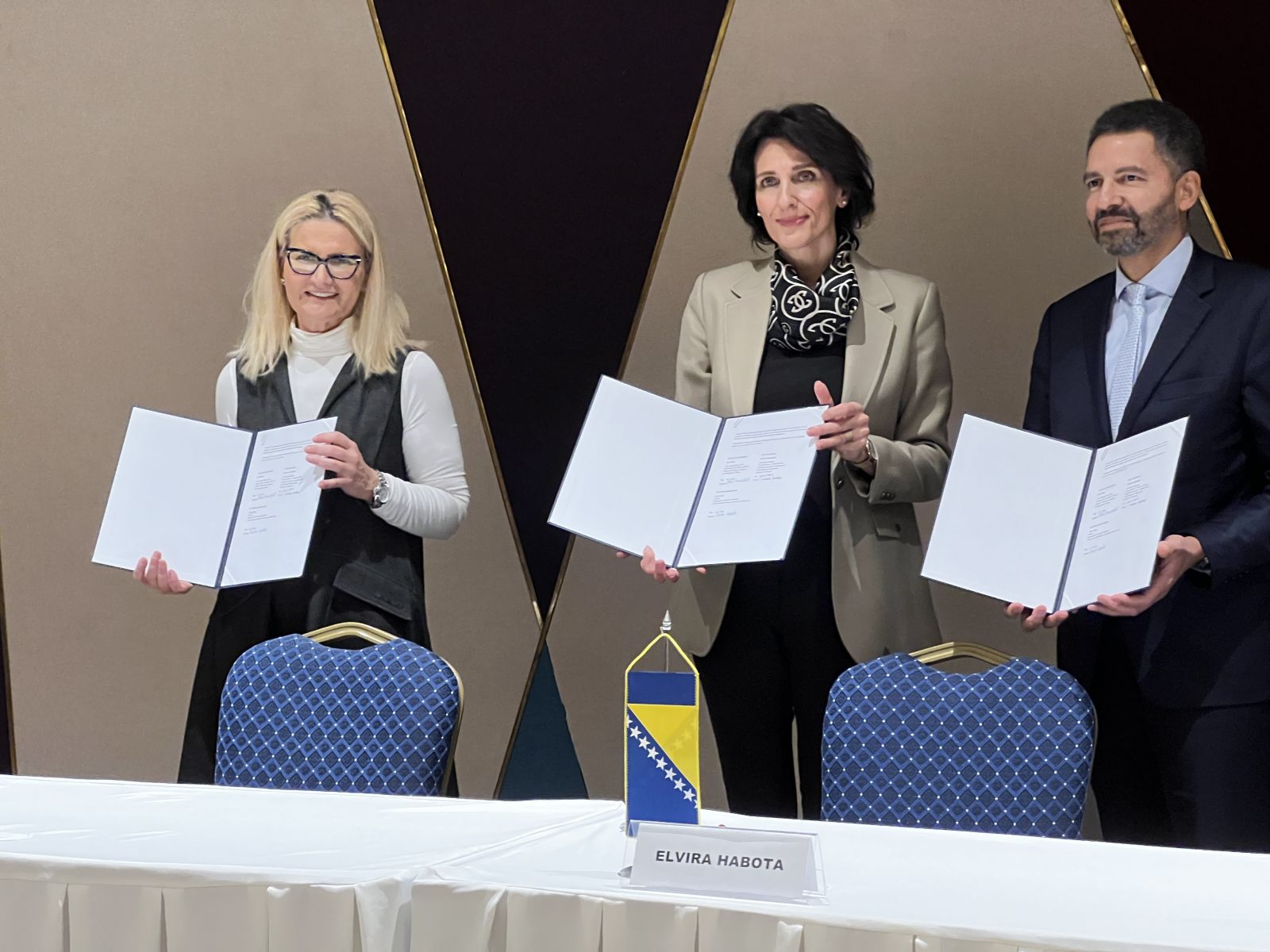 EUR 14 million from the European Union for cross-border cooperation projects between Serbia and Bosnia and Herzegovina 