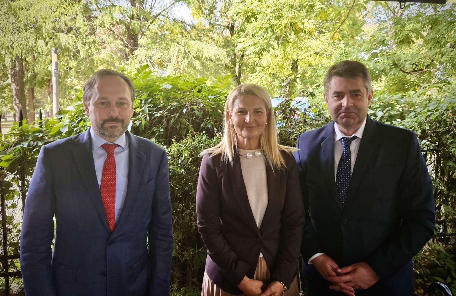 Мишчевић са замеником шефа дипломатије Украјине о евроинтеграцијама Мишчевић са замеником шефа дипломатије Украјине о евроинтеграцијама