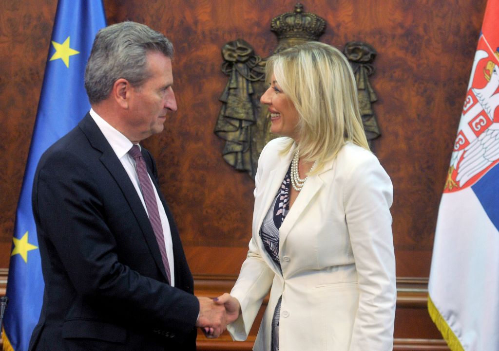 J. Joksimović and Oettinger: Serbia can be a good example of development through European integration