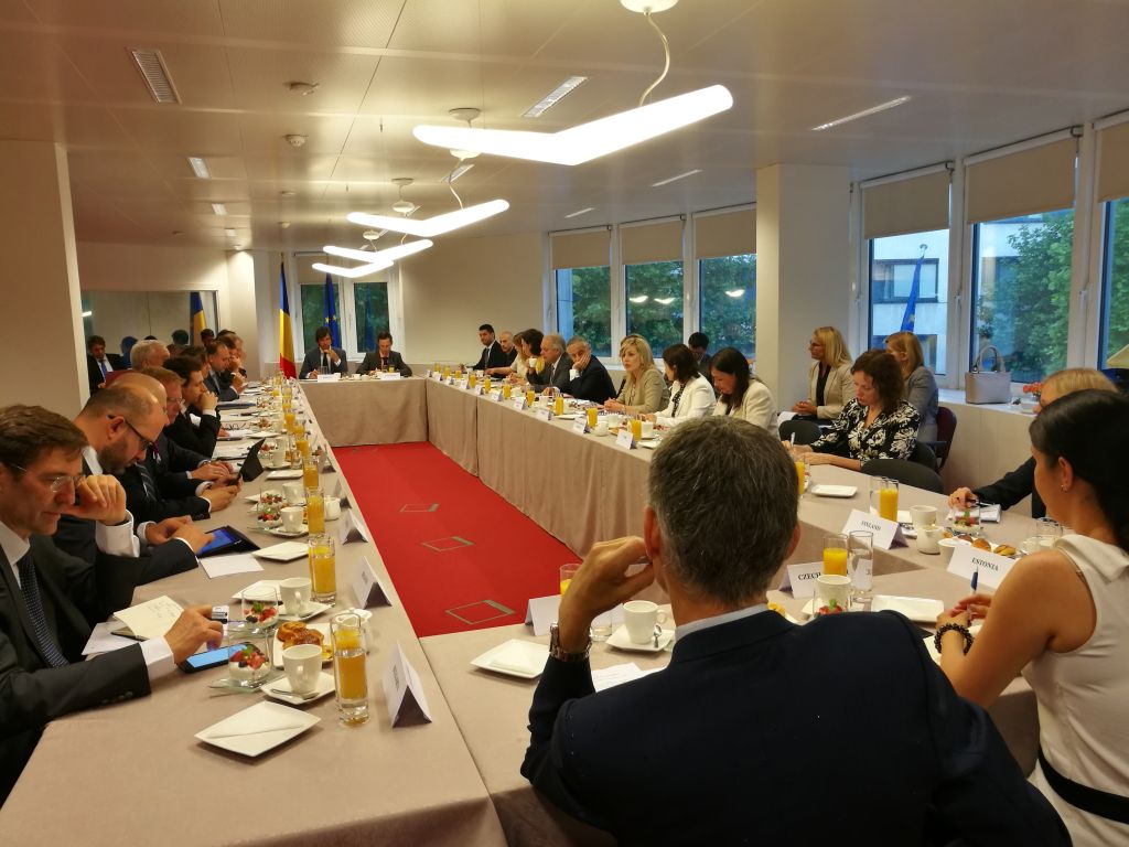 J. Joksimović: Ambasadori EU nisu pominjali promenu formata dijaloga J. Joksimović: Ambasadori EU nisu pominjali promenu formata dijaloga